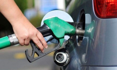 Preo da gasolina sobe 3,5% e do diesel 4,2%